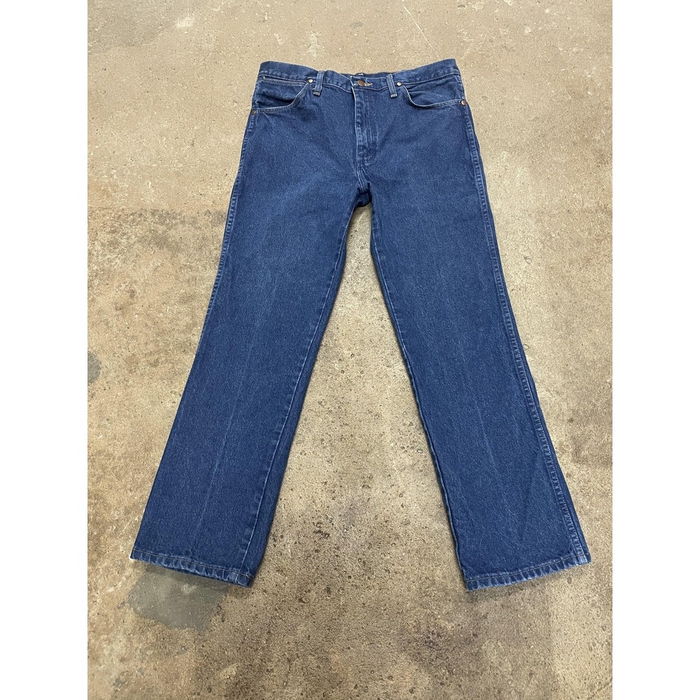 Wrangler 938PWD Jeans Mens 34x30 Medium Wash Blue Denim Straight Leg Zip Fly